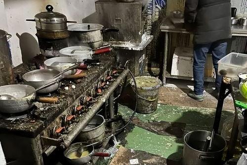 小哥爆料食品厂视频  第1张
